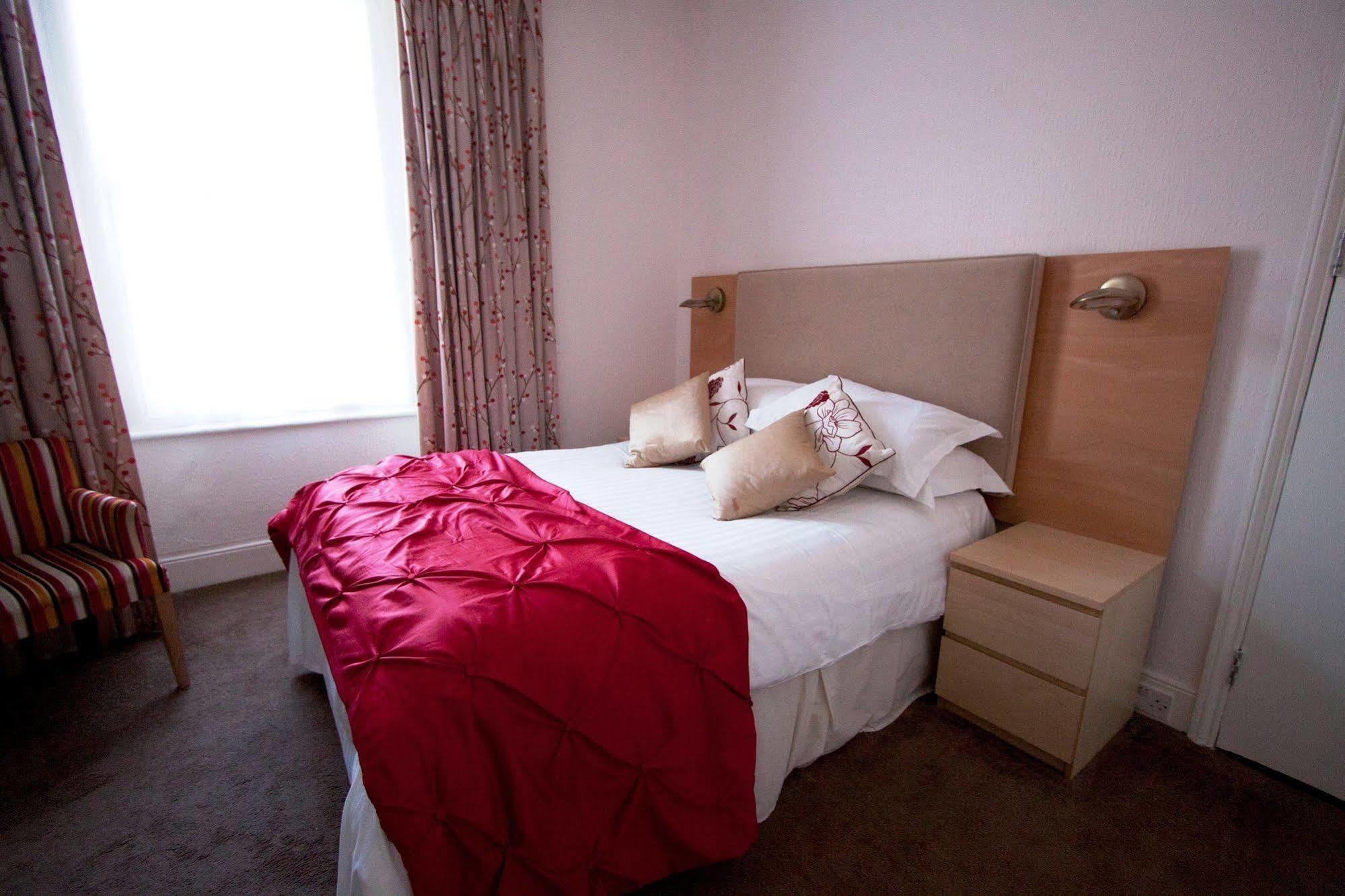 Park View Townhouse Hotell Falmouth Exteriör bild